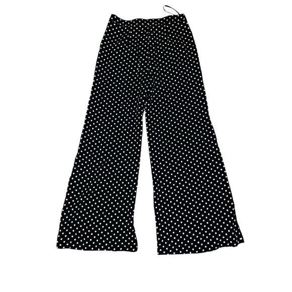 millau polka dots black & white sz 12 Minimalist Monochrome Secretary - Picture 1 of 5
